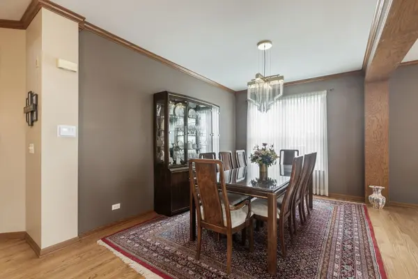 556 Prescott LN, Gurnee, IL 60031