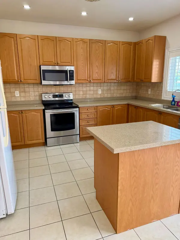 119 Laurendale AVE, Georgina, ON L4P 0C4