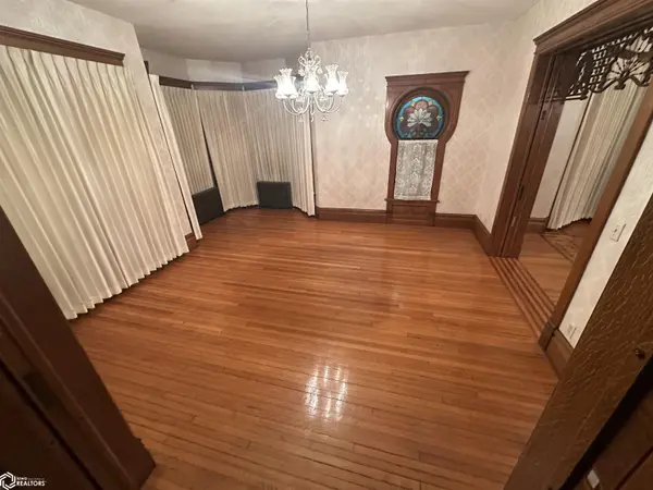 120 1st AVE, Clarion, IA 50525
