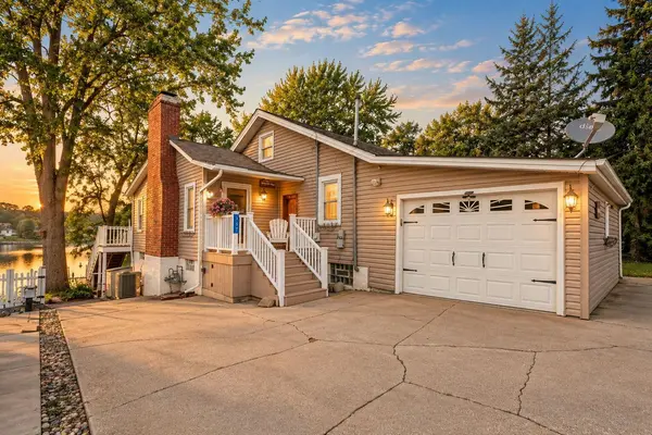 567 S Lakeview DR, Lowell, IN 46356