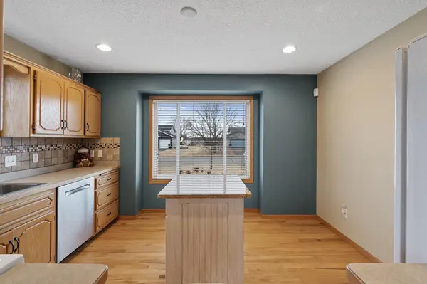 4925 Drake CIR, Big Lake, MN 55309