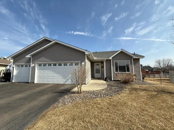 4925 Drake CIR, Big Lake, MN 55309