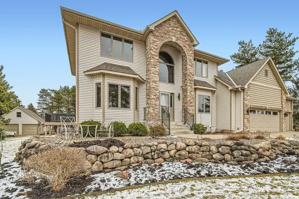 15887 Uplander ST NW, Andover, MN 55304