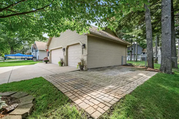 2114 142nd LN NW, Andover, MN 55304