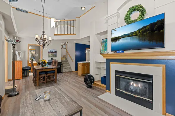 528 Queens Gate, New Brighton, MN 55112