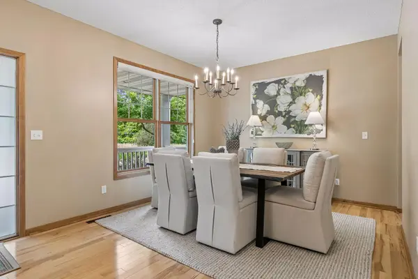 11455 Middleton TRL, Woodbury, MN 55129