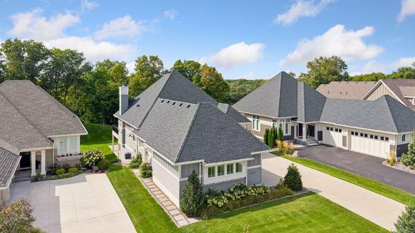 6672 Waterford LN, Victoria, MN 55331