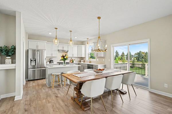 17945 Hidden Creek TRL, Lakeville, MN 55044