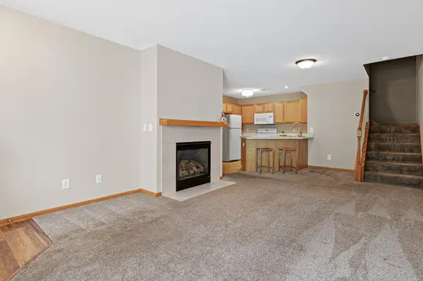 5405 206th ST W #109, Farmington, MN 55024