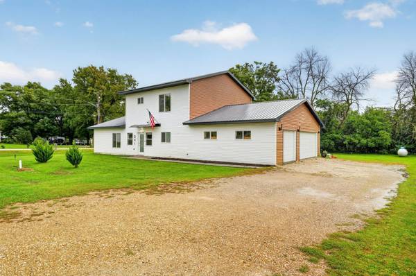 241 Pleasant ST, Dexter, MN 55926