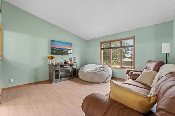 145 4th AVE NW, Elgin, MN 55932