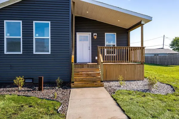 1801 E 10th ST, Superior, WI 54880
