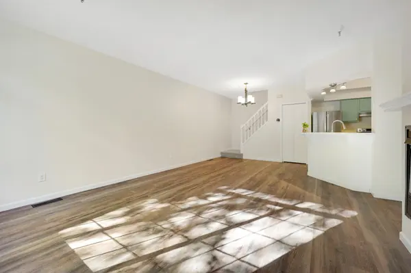 18088 Settlers WAY, Eden Prairie, MN 55347