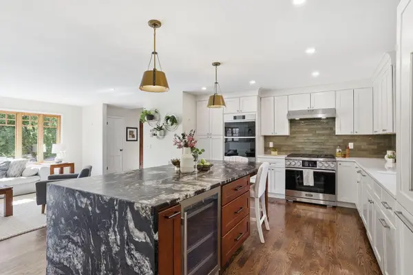 4011 Grimes AVE S, Edina, MN 55416