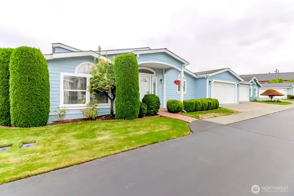 24058 222nd AVE SE #20, Maple Valley, WA 98038