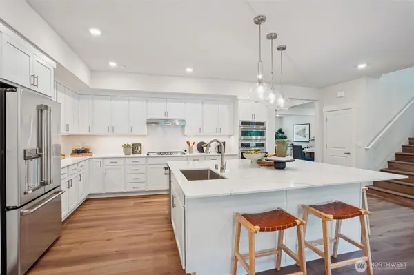6406 213th Avenue Ct E, Lake Tapps, WA 98391
