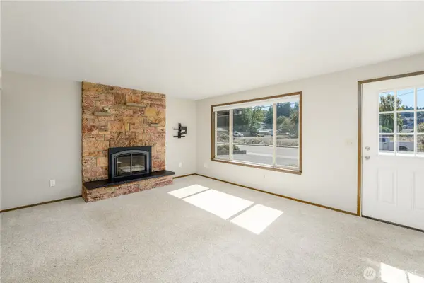1809 W 10th Street, Port Angeles, WA 98363