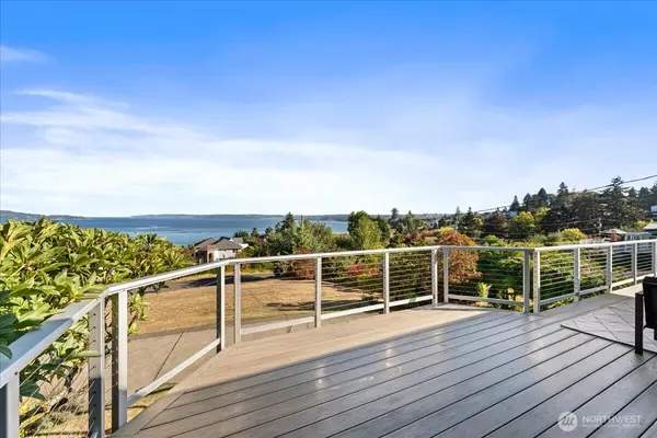 29860 Marine View DR SW, Federal Way, WA 98023