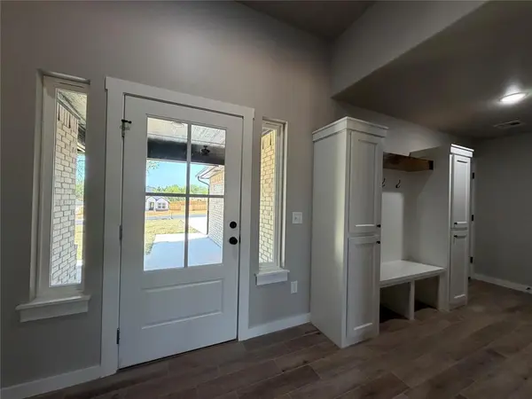 2204 Winter Ridge RD, Blanchard, OK 73010