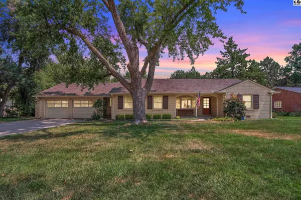 411 S Hartup St, Mcpherson, KS 67460