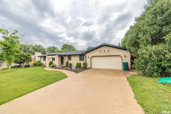 2911 Sonata DR, Quincy, IL 62301