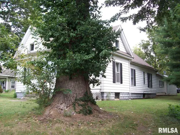 216 S MAIN ST, Winchester, IL 62694