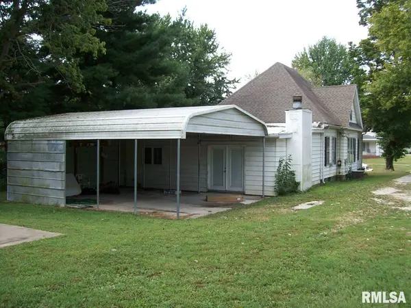 216 S MAIN ST, Winchester, IL 62694