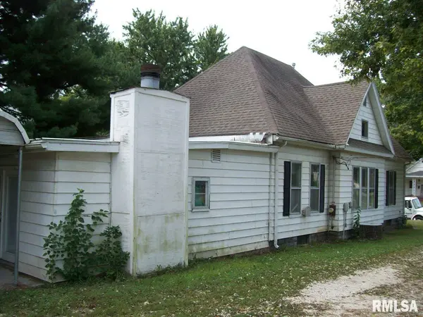 216 S MAIN ST, Winchester, IL 62694