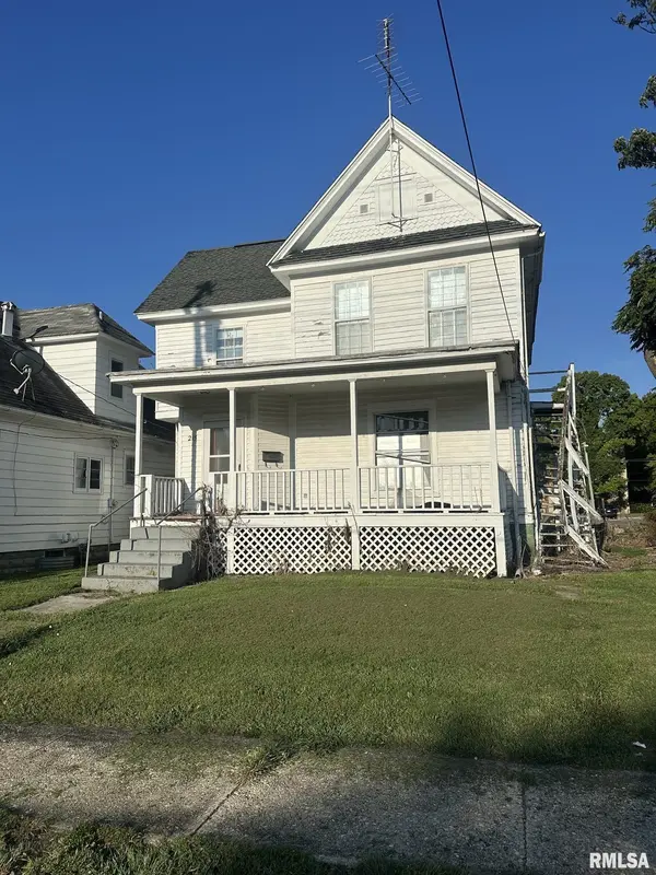 215 Hardin AVE, Jacksonville, IL 62650
