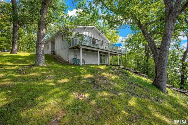 298 RED OAK CT, Dahinda, IL 61428