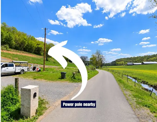 528 Brazier Ln, Gallatin, TN 37066