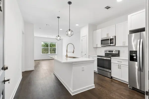 1677 54th Ave #N #215, Nashville, TN 37209