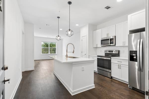 1677 54th Ave #N #215, Nashville, TN 37209