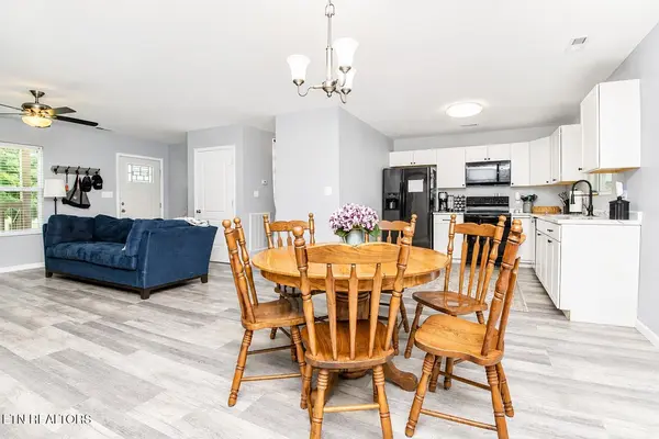 9332 N Ruggles Ferry Pike, Strawberry Plains, TN 37871