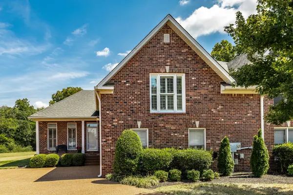 246 Stoners Glen Ct, Hermitage, TN 37076