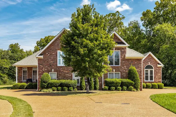 246 Stoners Glen Ct, Hermitage, TN 37076