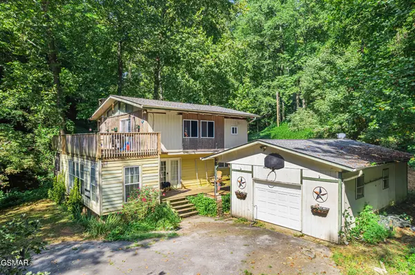 3176 N Clear Fork Road, Sevierville, TN 37862