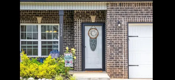 1532 Kestrel Dr, Clarksville, TN 37040