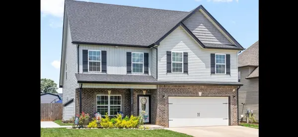 1532 Kestrel Dr, Clarksville, TN 37040