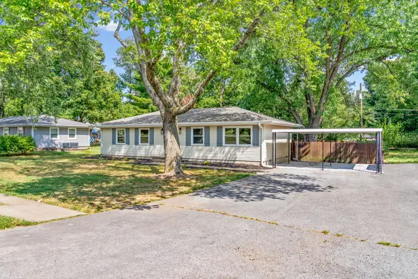 908 Pyle Ln, Hopkinsville, KY 42240