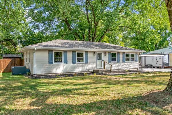 908 Pyle Ln, Hopkinsville, KY 42240