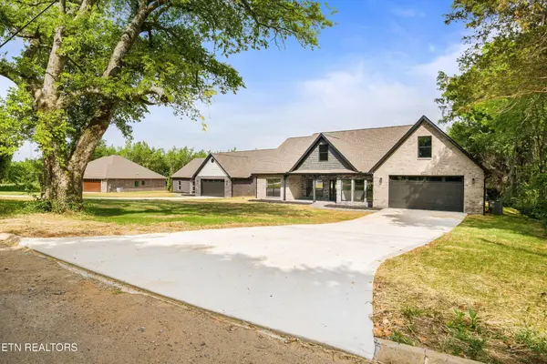 1030 N Linden Drive, Alcoa, TN 37701