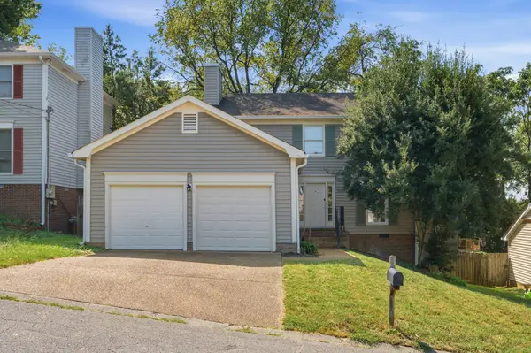 520 Fairhaven Ct, Nashville, TN 37211