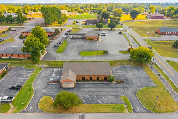 101 Forbes Dr, Hopkinsville, KY 42240