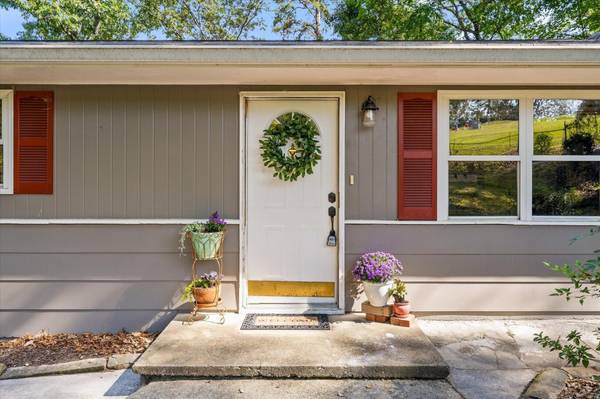 2211 Dividing Ridge Cemetery Road, Soddy Daisy, TN 37379