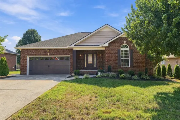 247 Walbrook Dr, Gallatin, TN 37066