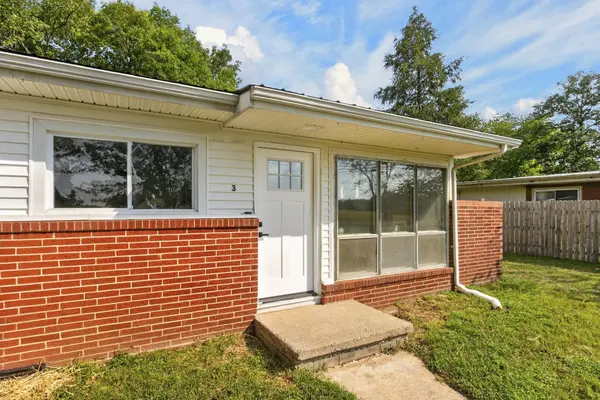 150 Pembroke Oak Grove Rd, Oak Grove, KY 42262