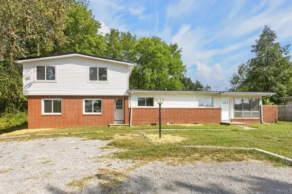 150 Pembroke Oak Grove Rd, Oak Grove, KY 42262