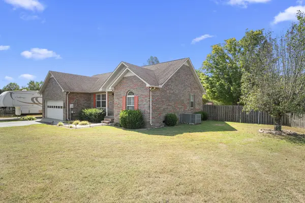 395 Overlook Cir, Tullahoma, TN 37388