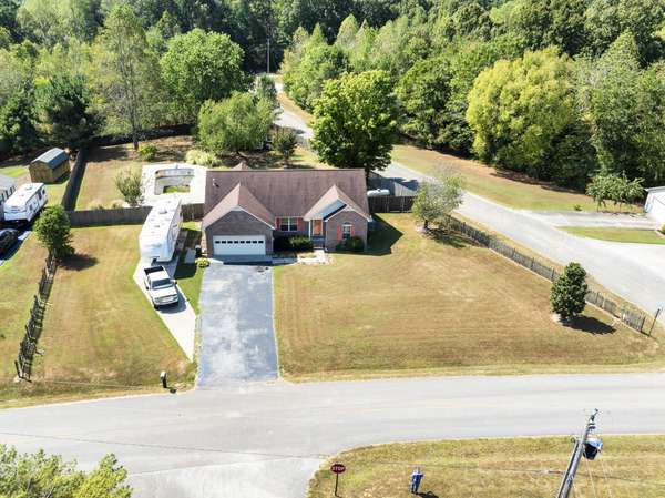 395 Overlook Cir, Tullahoma, TN 37388